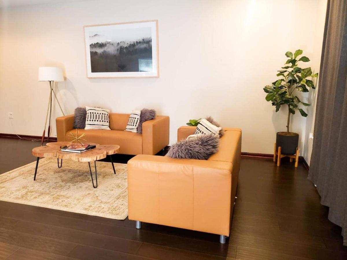2Br Airy & Tidy Apt With Free Covered Parking - Central Modern Chicago Dış mekan fotoğraf