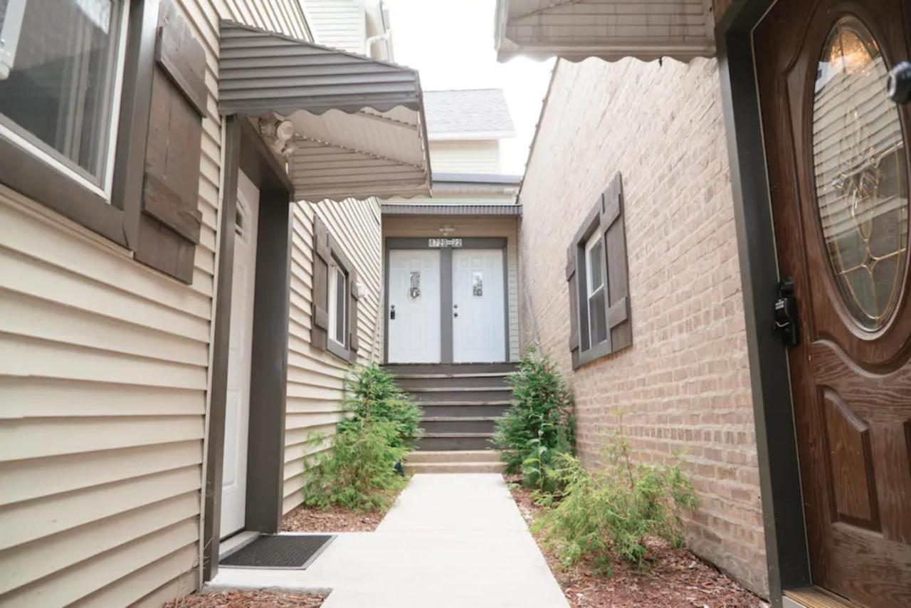 2Br Airy & Tidy Apt With Free Covered Parking - Central Modern Chicago Dış mekan fotoğraf